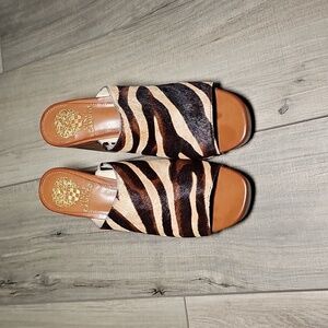 Vince Camuto Brown and Tan Zebra Haydorn Calf Hair Platform Heels Size 8